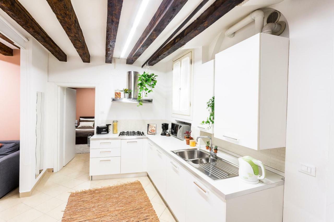 Ca Biennale, Scoprire La Venezia Nascosta! Apartman Kültér fotó