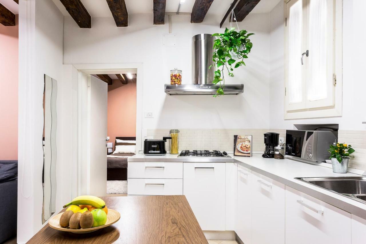 Ca Biennale, Scoprire La Venezia Nascosta! Apartman Kültér fotó
