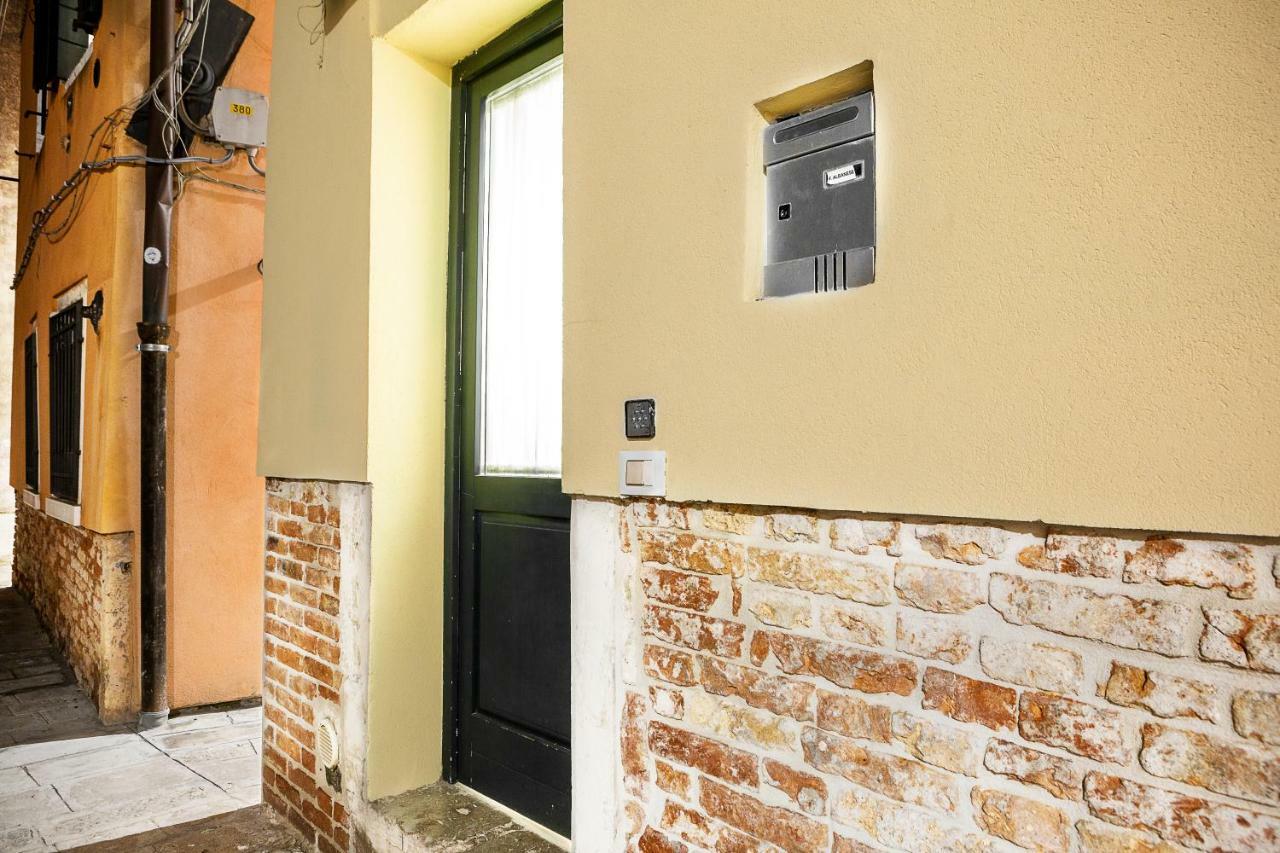 Ca Biennale, Scoprire La Venezia Nascosta! Apartman Kültér fotó